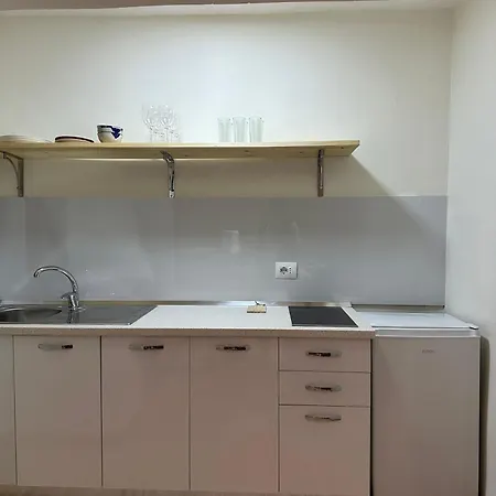 White Apartment, In The Center Of Tirana Exterior photo